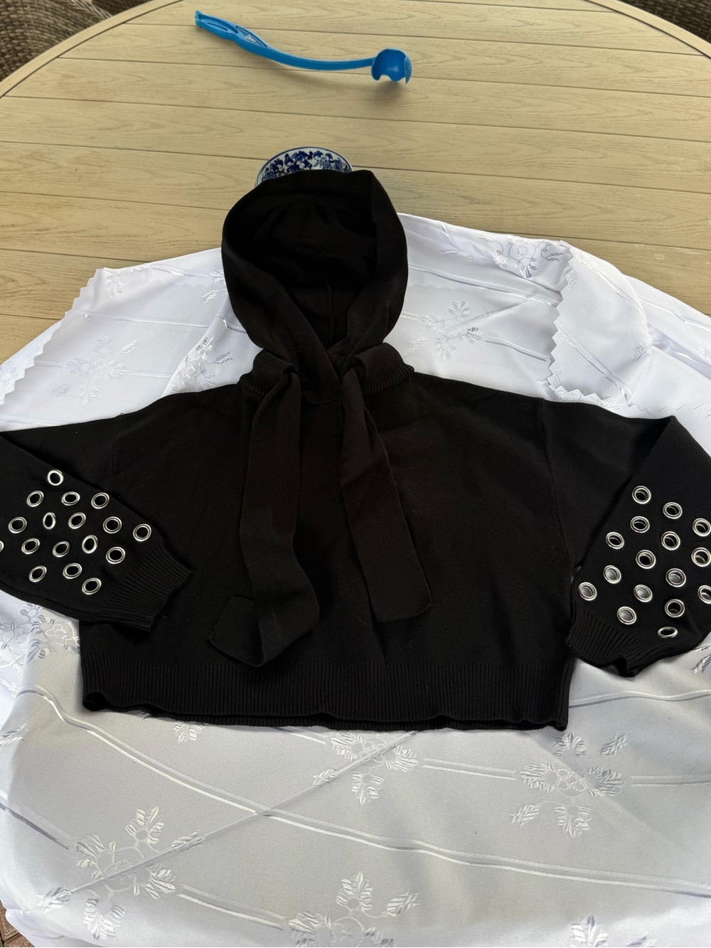 Zara Black Cropped Hoodie with Silver Grommet Sleeves Size Small